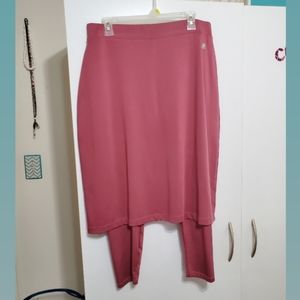Snoga Pink Athletic Skirt with Attached Leggings